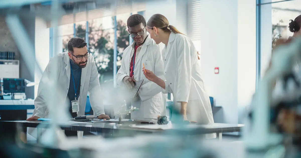 End of Year Lab Management: Strategies to Close the Year Strong and Start Fresh | LabLynx Resources